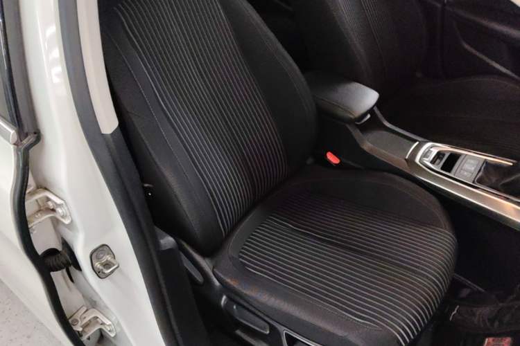 Used Peugeot 408 2016 1.6T Automatic Luxury Edition Right Front Seat