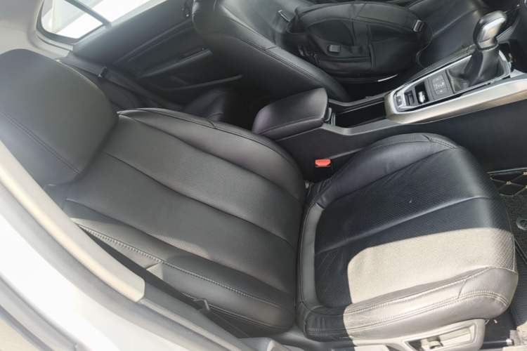 Used Peugeot 408 2016 1.6T Automatic Luxury Edition Right Front Seat