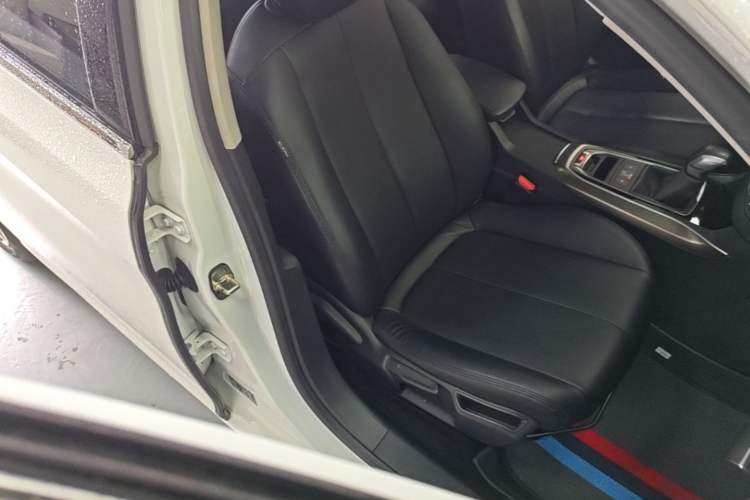 Used Peugeot 408 2016 1.6T Automatic Luxury Edition Right Front Seat