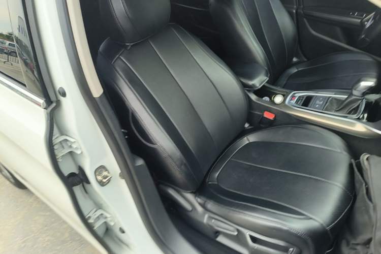 Used Peugeot 408 2016 1.6T Automatic Luxury Edition Right Front Seat