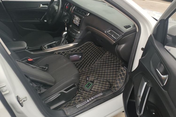 Used Peugeot 408 2016 1.6T Automatic Luxury Edition Right Front Seat