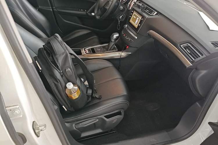 Used Peugeot 408 2016 1.6T Automatic Luxury Edition Right Front Seat