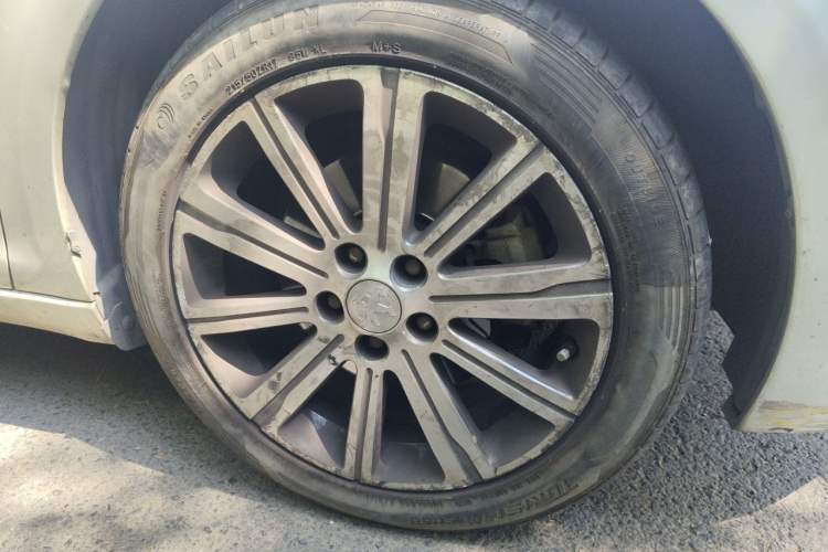 Used Peugeot 408 2016 1.6T Automatic Luxury Edition Right Front Wheel Hub