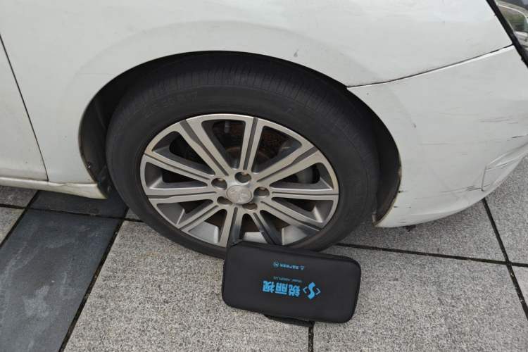 Used Peugeot 408 2016 1.6T Automatic Luxury Edition Right Front Wheel Hub