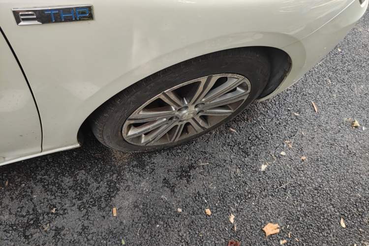 Used Peugeot 408 2016 1.6T Automatic Luxury Edition Right Front Wheel Hub