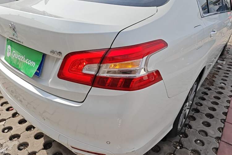Used Peugeot 408 2016 1.6T Automatic Luxury Edition Right Rear Taillight