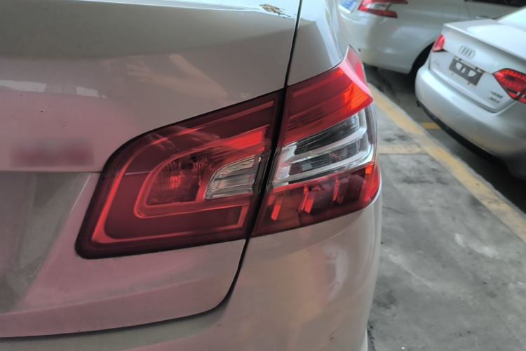 Used Peugeot 408 2016 1.6T Automatic Luxury Edition Right Rear Taillight