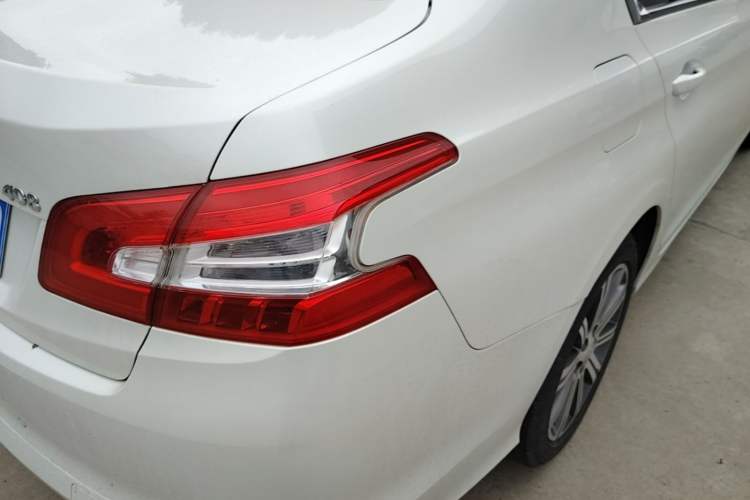 Used Peugeot 408 2016 1.6T Automatic Luxury Edition Right Rear Taillight