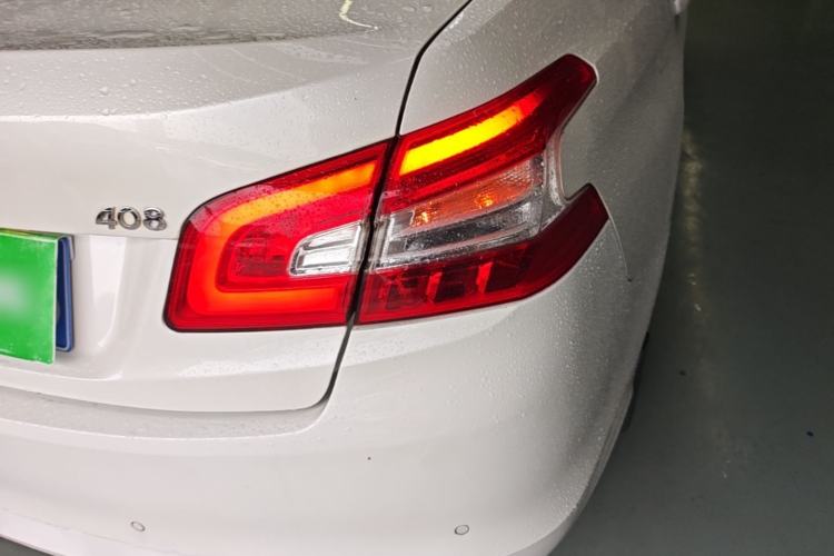 Used Peugeot 408 2016 1.6T Automatic Luxury Edition Right Rear Taillight