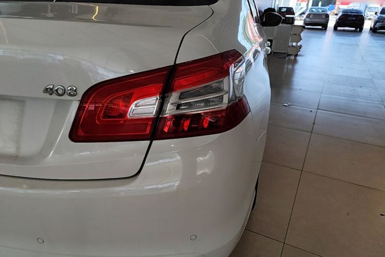 Used Peugeot 408 2016 1.6T Automatic Luxury Edition Right Rear Taillight