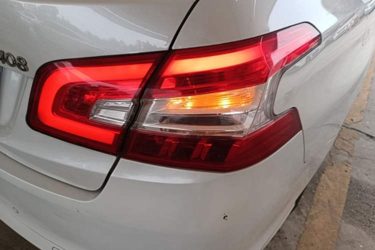 Used Peugeot 408 2016 1.6T Automatic Luxury Edition Right Rear Taillight
