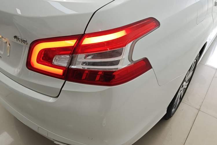 Used Peugeot 408 2016 1.6T Automatic Luxury Edition Right Rear Taillight