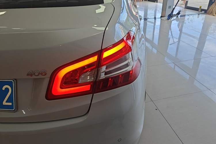 Used Peugeot 408 2016 1.6T Automatic Luxury Edition Right Rear Taillight