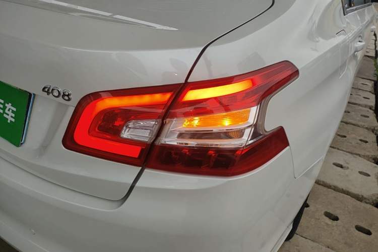 Used Peugeot 408 2016 1.6T Automatic Luxury Edition Right Rear Taillight