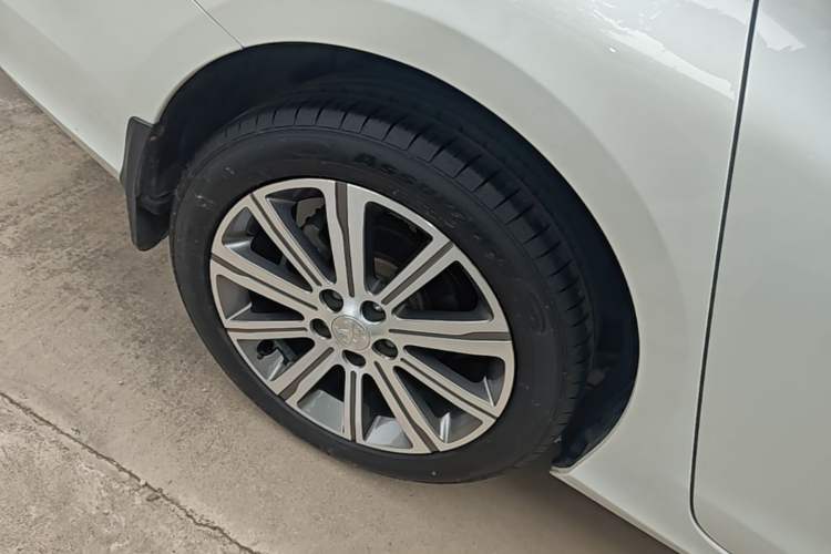 Used Peugeot 408 2016 1.6T Automatic Luxury Edition Right Rear Wheel Hub