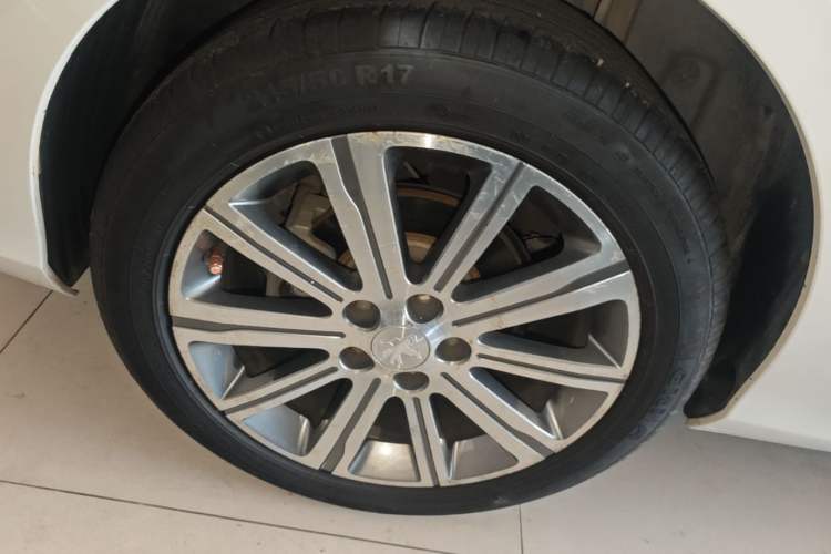Used Peugeot 408 2016 1.6T Automatic Luxury Edition Right Rear Wheel Hub