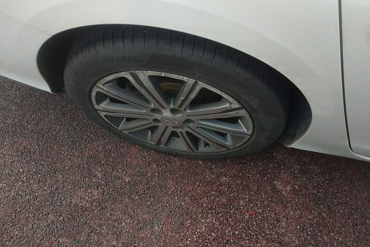 Used Peugeot 408 2016 1.6T Automatic Luxury Edition Right Rear Wheel Hub