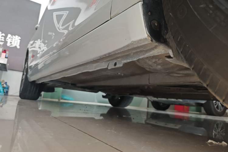 Used Peugeot 408 2016 1.6T Automatic Luxury Edition Right Side Sill