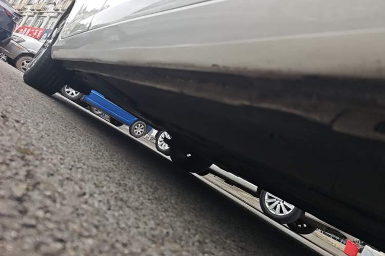 Used Peugeot 408 2016 1.6T Automatic Luxury Edition Right Side Sill