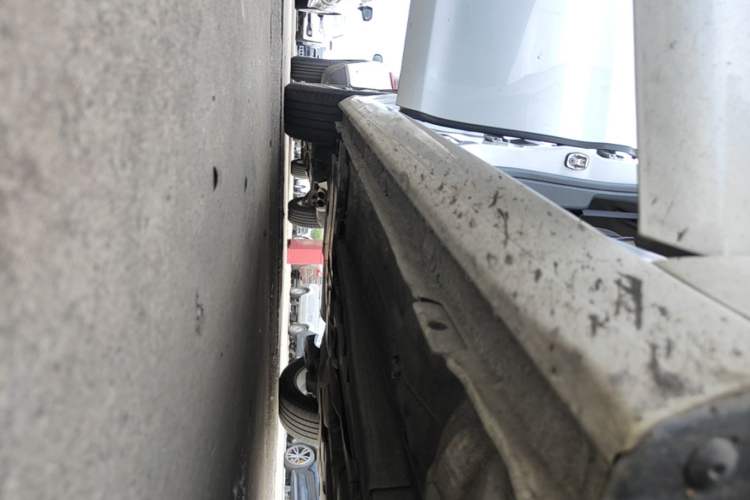 Used Peugeot 408 2016 1.6T Automatic Luxury Edition Right Side Sill