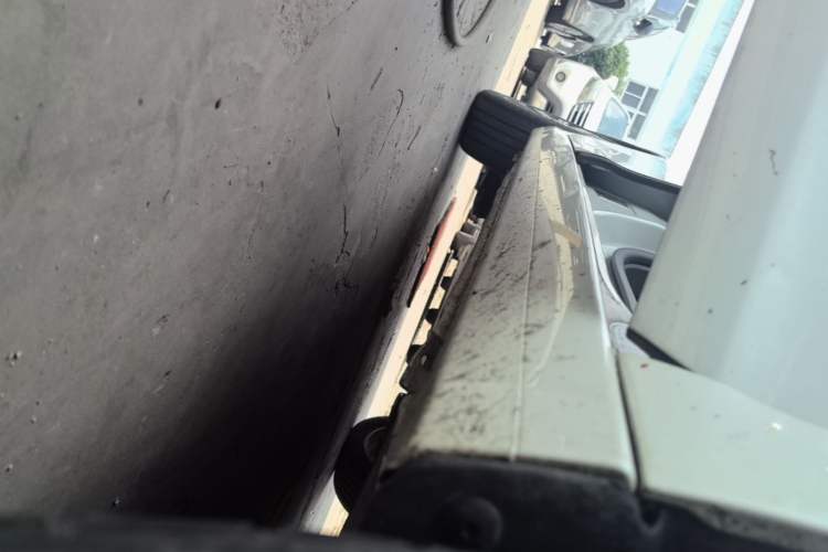 Used Peugeot 408 2016 1.6T Automatic Luxury Edition Right Side Sill