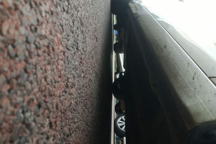 Used Peugeot 408 2016 1.6T Automatic Luxury Edition Right Side Sill