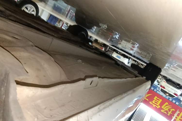 Used Peugeot 408 2016 1.6T Automatic Luxury Edition Right Side Sill