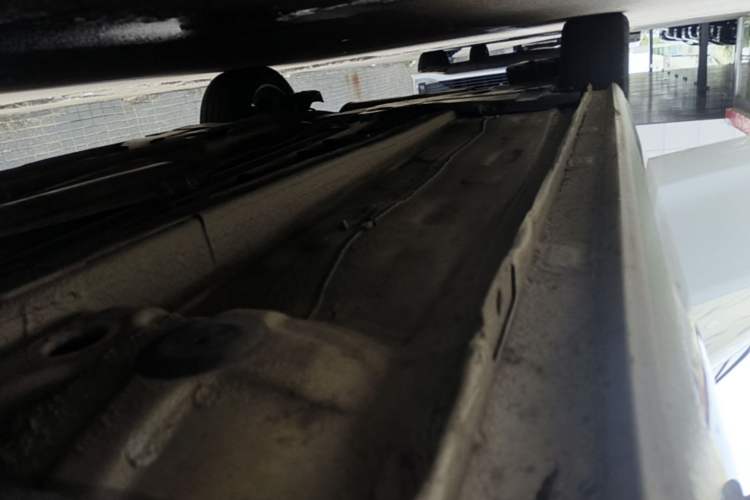 Used Peugeot 408 2016 1.6T Automatic Luxury Edition Right Side Sill
