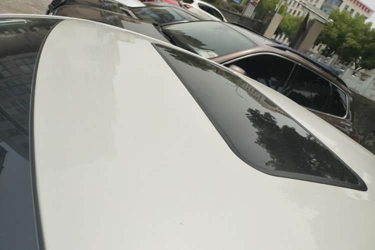 Used Peugeot 408 2016 1.6T Automatic Luxury Edition Roof