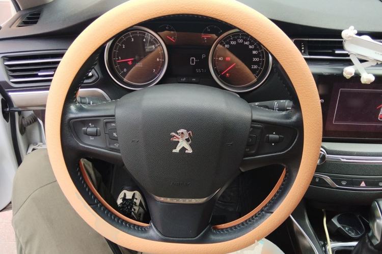 Used Peugeot 408 2016 1.6T Automatic Luxury Edition Steering Wheel