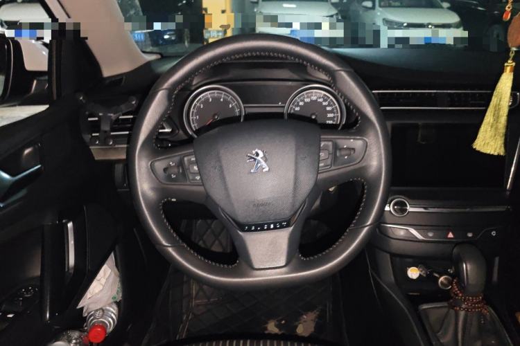 Used Peugeot 408 2016 1.6T Automatic Luxury Edition Steering Wheel