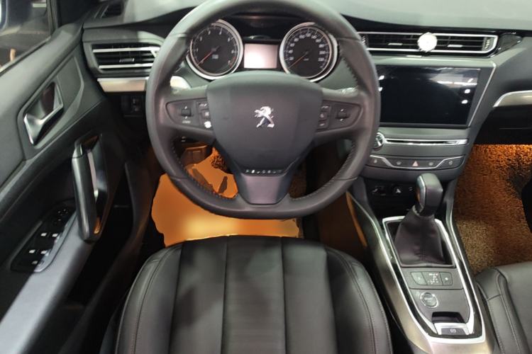 Used Peugeot 408 2016 1.6T Automatic Luxury Edition Steering Wheel