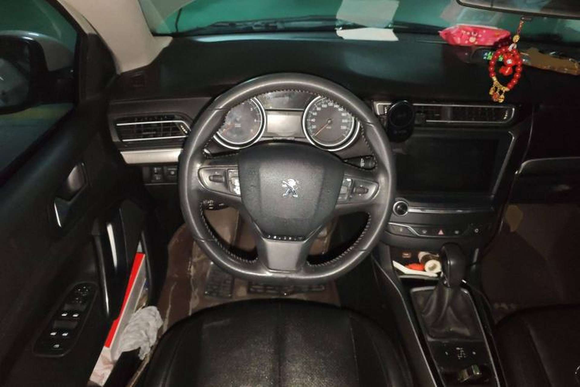 Used Peugeot 408 2016 1.6T Automatic Luxury Edition Steering Wheel