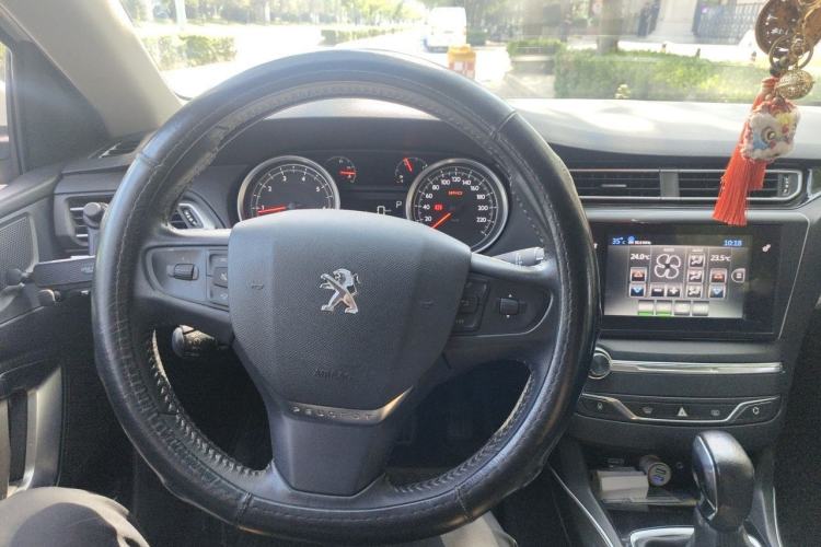 Used Peugeot 408 2016 1.6T Automatic Luxury Edition Steering Wheel