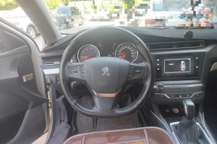 Used Peugeot 408 2016 1.6T Automatic Luxury Edition Steering Wheel