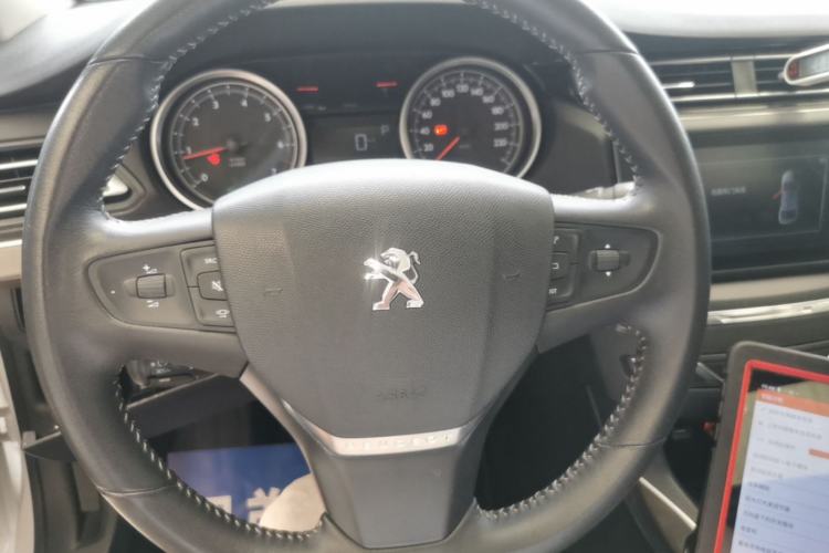 Used Peugeot 408 2016 1.6T Automatic Luxury Edition Steering Wheel