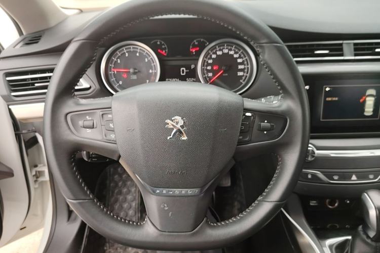 Used Peugeot 408 2016 1.6T Automatic Luxury Edition Steering Wheel