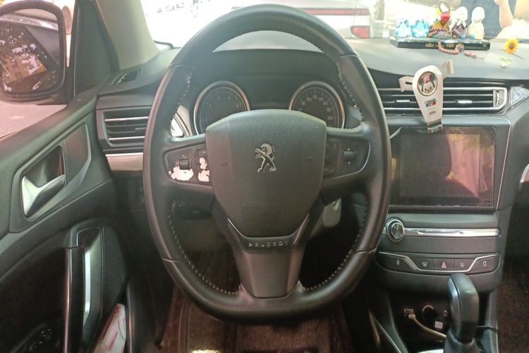 Used Peugeot 408 2016 1.6T Automatic Luxury Edition Steering Wheel