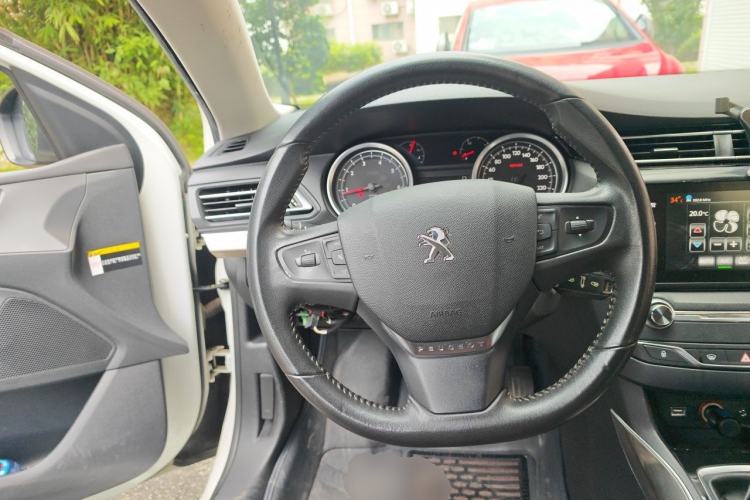 Used Peugeot 408 2016 1.6T Automatic Luxury Edition Steering Wheel