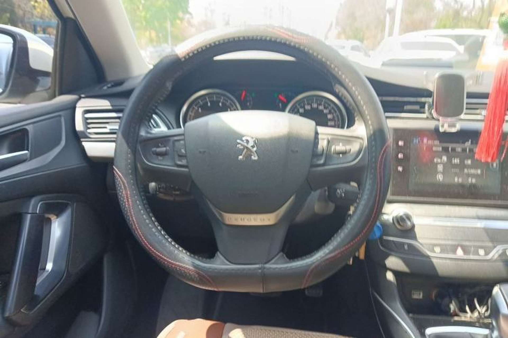 Used Peugeot 408 2016 1.6T Automatic Luxury Edition Steering Wheel