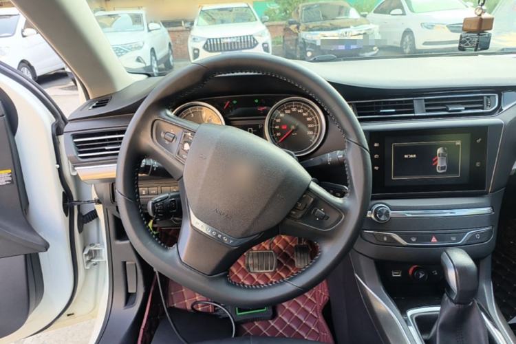 Used Peugeot 408 2016 1.6T Automatic Luxury Edition Steering Wheel