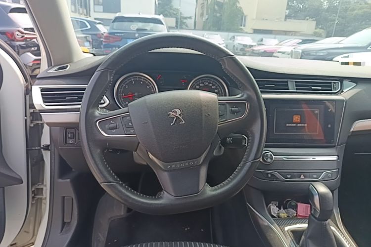 Used Peugeot 408 2016 1.6T Automatic Luxury Edition Steering Wheel