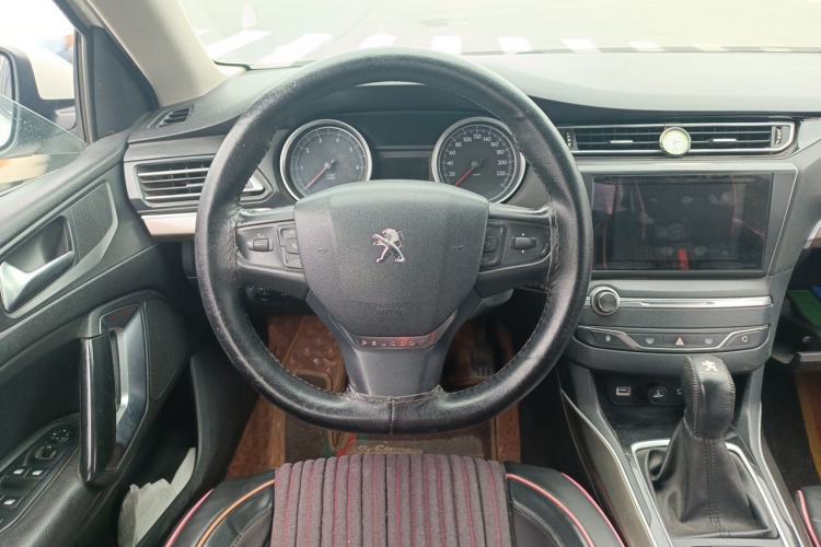 Used Peugeot 408 2016 1.6T Automatic Luxury Edition Steering Wheel