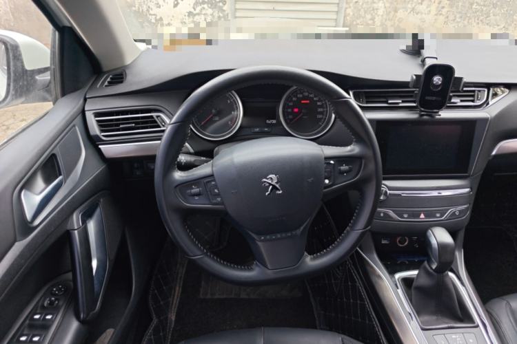 Used Peugeot 408 2016 1.6T Automatic Luxury Edition Steering Wheel