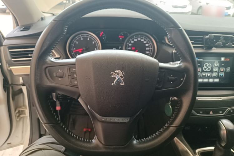 Used Peugeot 408 2016 1.6T Automatic Luxury Edition Steering Wheel