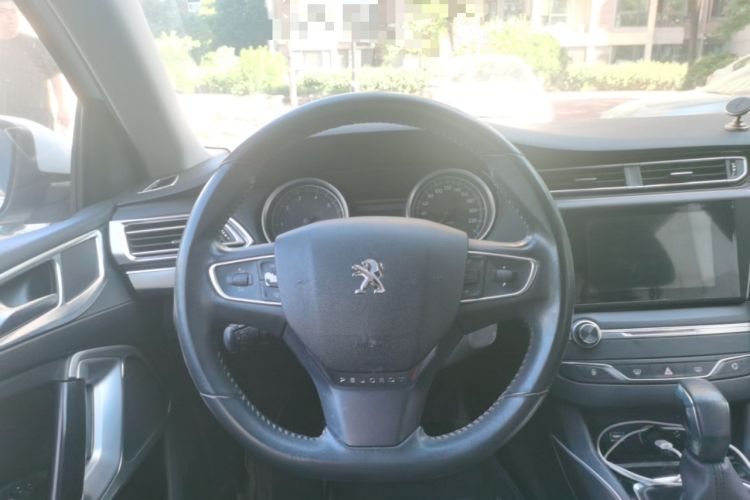 Used Peugeot 408 2016 1.6T Automatic Luxury Edition Steering Wheel