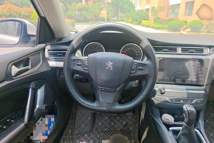 Used Peugeot 408 2016 1.6T Automatic Luxury Edition Steering Wheel