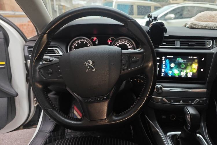 Used Peugeot 408 2016 1.6T Automatic Luxury Edition Steering Wheel