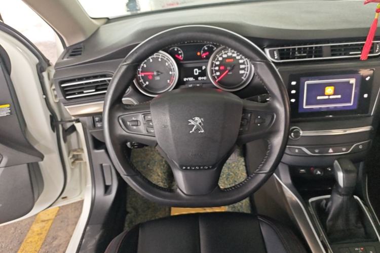 Used Peugeot 408 2016 1.6T Automatic Luxury Edition Steering Wheel
