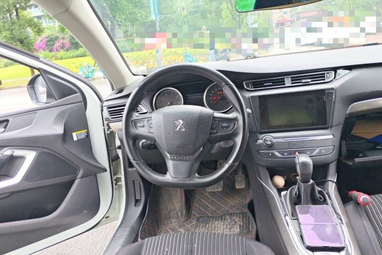 Used Peugeot 408 2016 1.6T Automatic Luxury Edition Steering Wheel